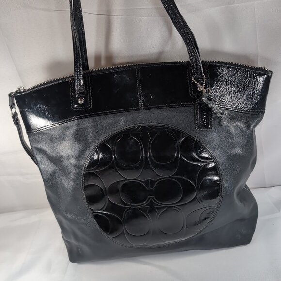 Coach Laura F18336 Black Patent Leather Tote Bag Purse Silver Hardware Large Zip - Picture 1 of 16